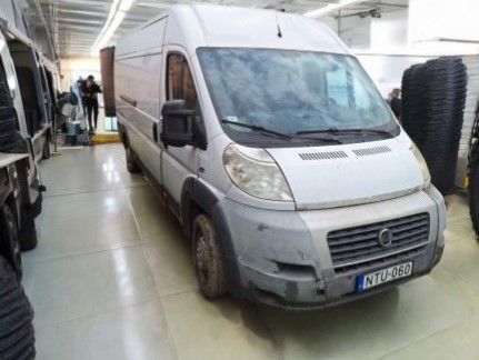munkagep_berles_vac_dunakanyar_budapest_pest_megye_mobilgumis.jpg