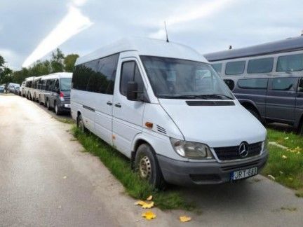 nakanyar_budapest_pest_megye_szemelyszallitas_szemelyszallito_kisbusz_2.jpg nakanyar_budapest_pest_megye_szemelyszallitas_szemelyszallito_kisbusz_2.jpg